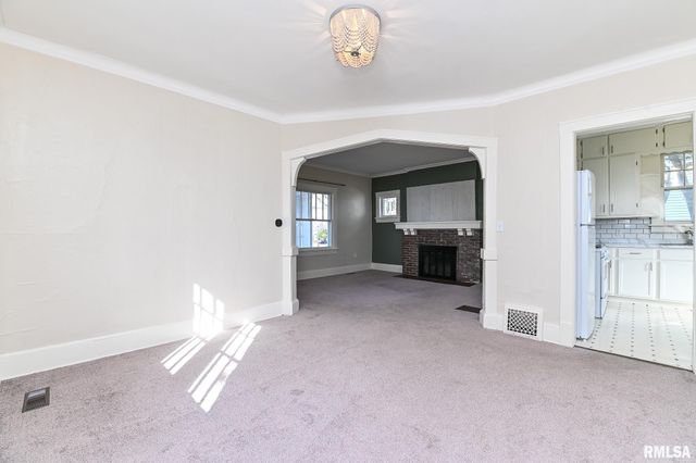 1622 W CALLENDER Street, Peoria, IL 61606