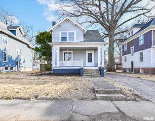 1622 W CALLENDER Street, Peoria, IL 61606