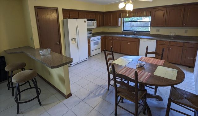 2183 BENT OAK DRIVE, Apopka, FL 32712