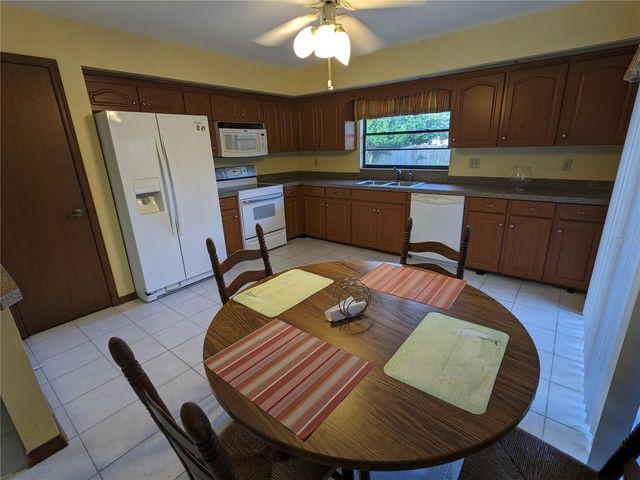 2183 BENT OAK DRIVE, Apopka, FL 32712