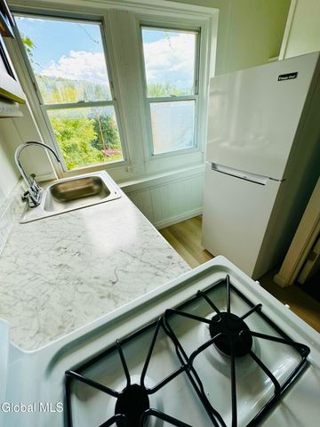 278-280 4th Street, Troy, NY 12180