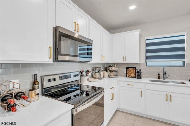 10839 MARLBERRY WAY, North Fort Myers, FL 33917