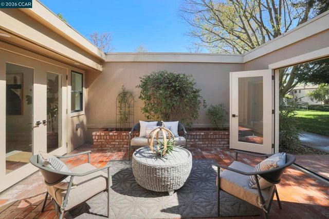 1152 Fairlawn Ct 3, Walnut Creek, CA 94595