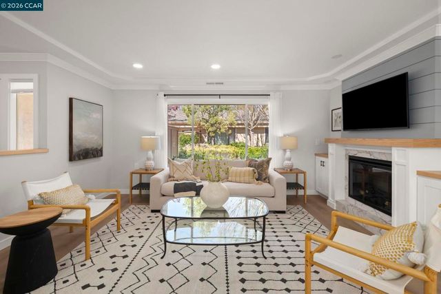 1152 Fairlawn Ct 3, Walnut Creek, CA 94595