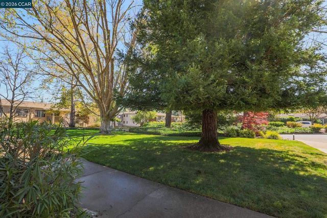 1152 Fairlawn Ct 3, Walnut Creek, CA 94595