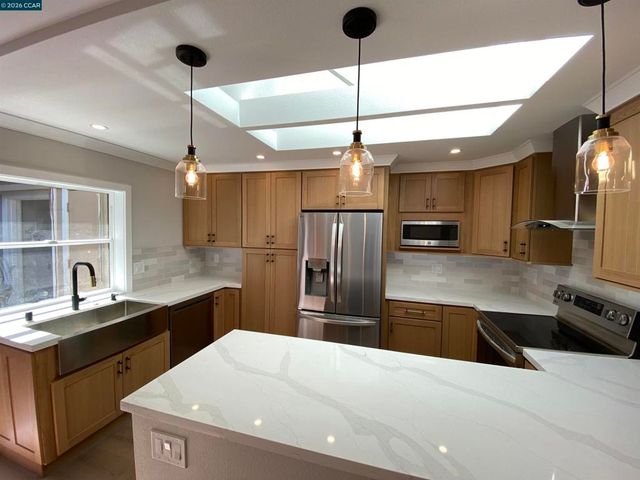 1152 Fairlawn Ct 3, Walnut Creek, CA 94595