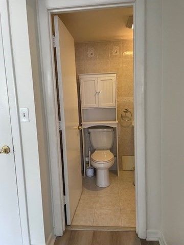 20 Hammond Pond Pkwy 208, Newton, MA 02467