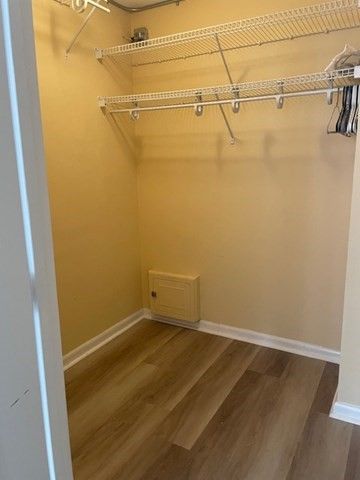 20 Hammond Pond Pkwy 208, Newton, MA 02467