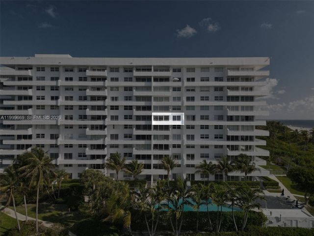 177 Ocean Lane Dr 703, Key Biscayne, FL 33149