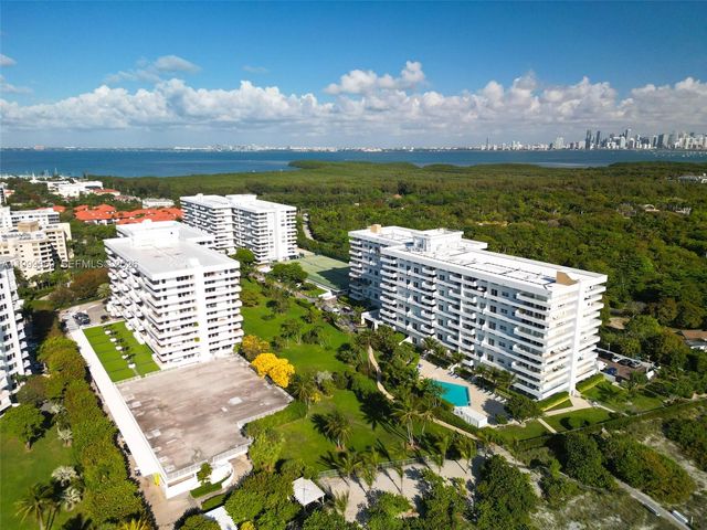 177 Ocean Lane Dr 703, Key Biscayne, FL 33149