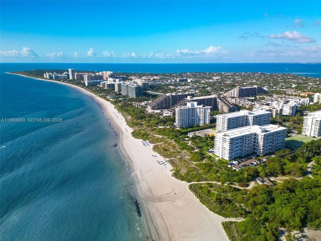 177 Ocean Lane Dr 703, Key Biscayne, FL 33149