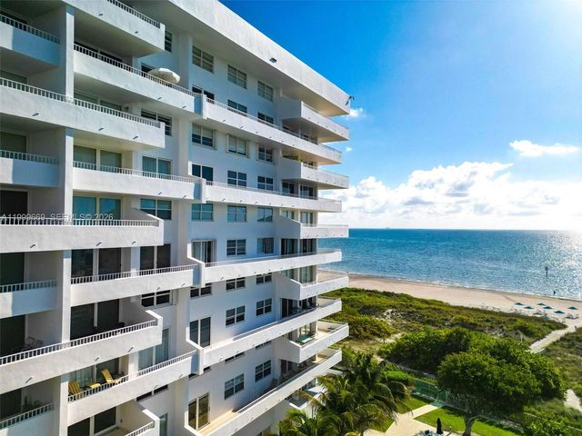 177 Ocean Lane Dr 703, Key Biscayne, FL 33149
