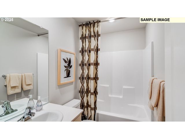 5717 Durst St, Eugene, OR 97402