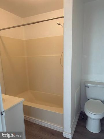 130 WHITE OAK RD, White Post, VA 22663