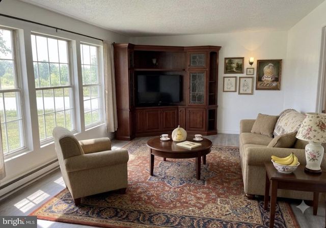 130 WHITE OAK RD, White Post, VA 22663