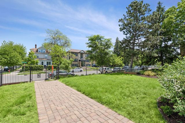 2700 Pillsbury Avenue S, Minneapolis, MN 55408