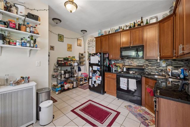 2700 Pillsbury Avenue S, Minneapolis, MN 55408