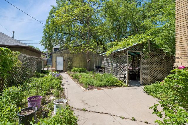 2700 Pillsbury Avenue S, Minneapolis, MN 55408