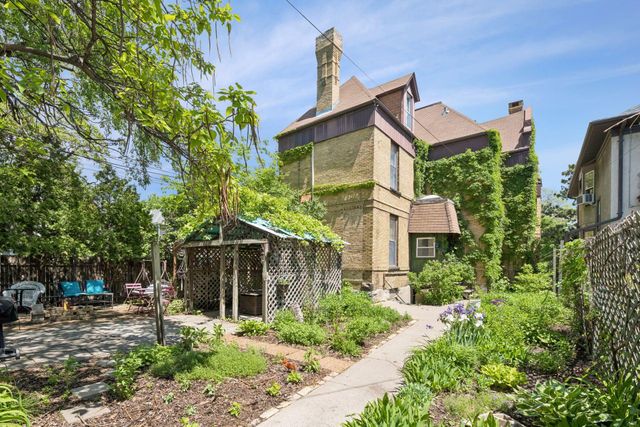 2700 Pillsbury Avenue S, Minneapolis, MN 55408