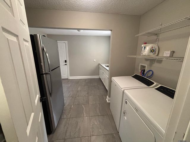 7321 Board Dr, Baton Rouge, LA 70817