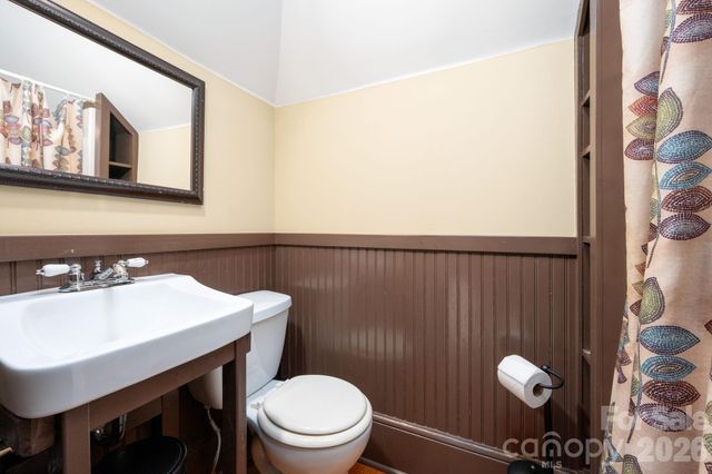 11 Cullowhee Street, Asheville, NC 28801