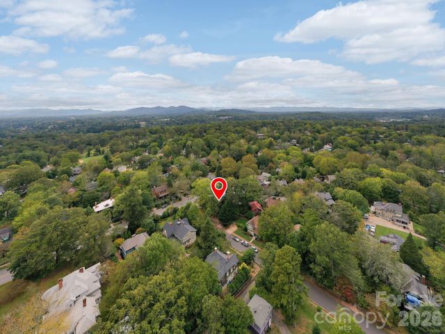 11 Cullowhee Street, Asheville, NC 28801