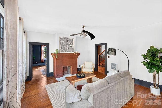 11 Cullowhee Street, Asheville, NC 28801