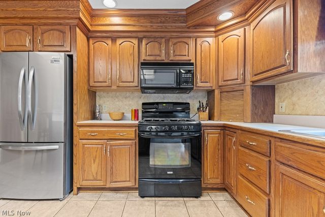 6962 Mapleridge Circle NW, Canton, OH 44718