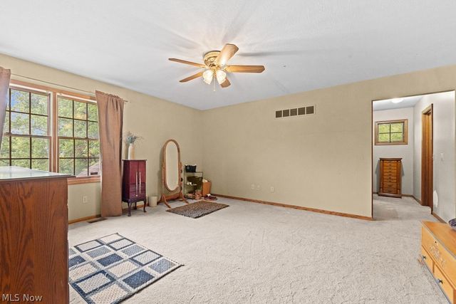 6962 Mapleridge Circle NW, Canton, OH 44718