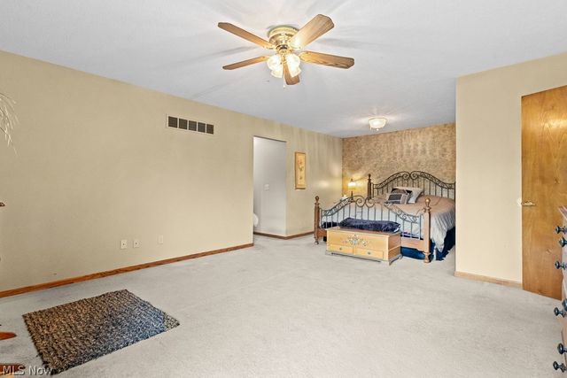 6962 Mapleridge Circle NW, Canton, OH 44718