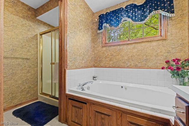 6962 Mapleridge Circle NW, Canton, OH 44718