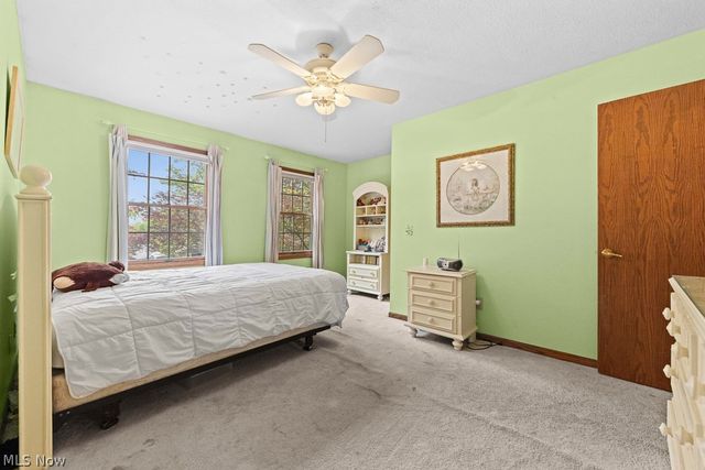 6962 Mapleridge Circle NW, Canton, OH 44718