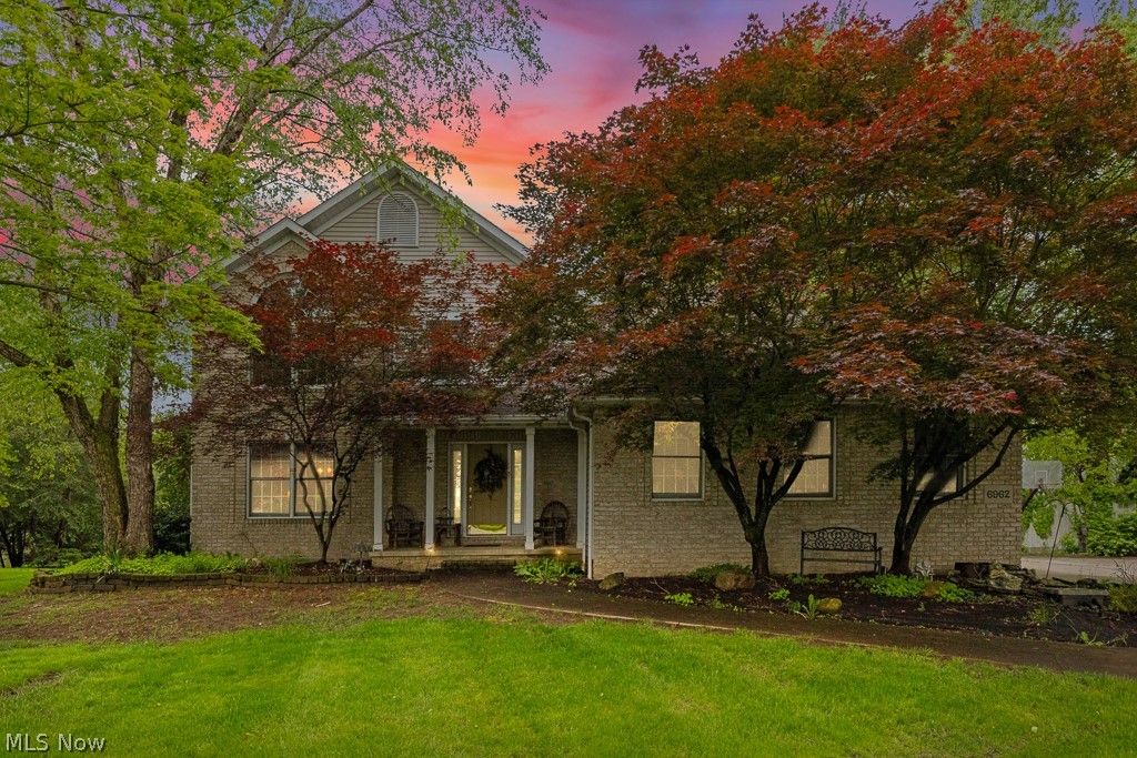 6962 Mapleridge Circle NW, Canton, OH 44718