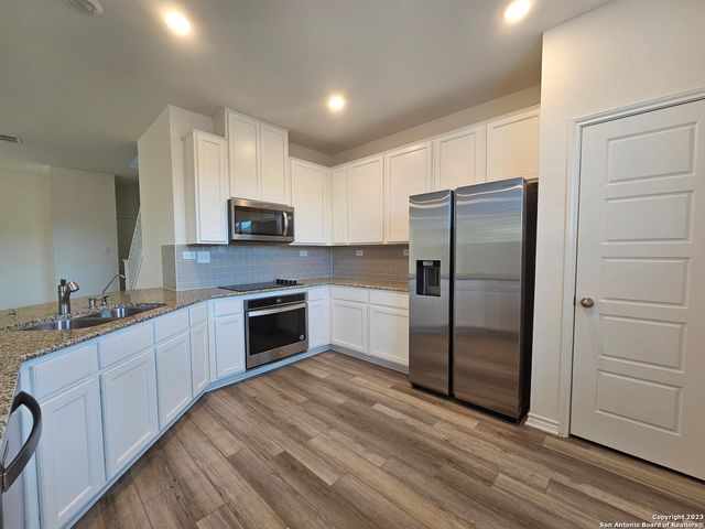 4955 Usaa Blvd Unit 21, San Antonio, TX 78240