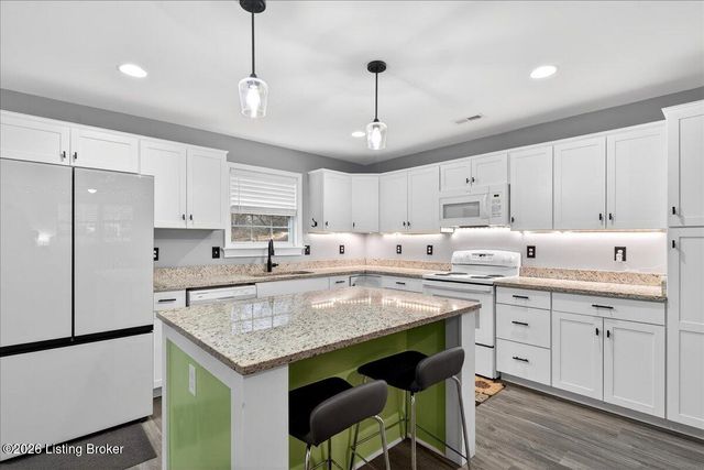 31 Wallace Ave, Shelbyville, KY 40065