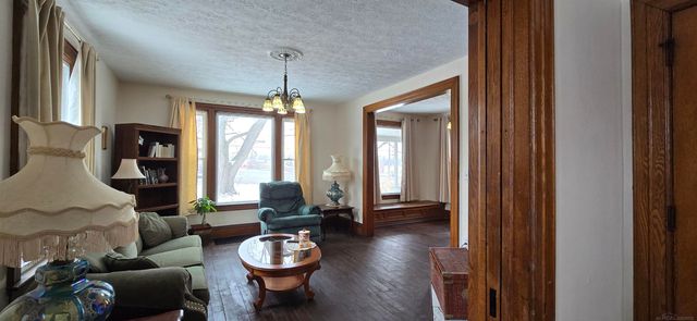 205 S Dettman Road, Leoni Twp, MI 49203