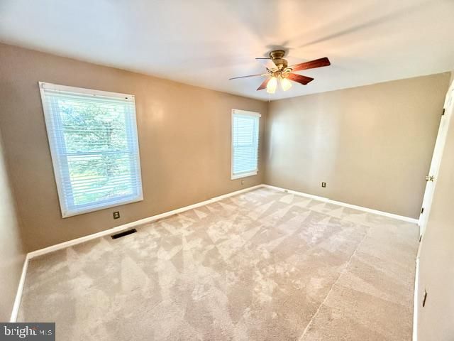 16 MARTIN CT, Newtown, PA 18940