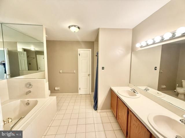 16 MARTIN CT, Newtown, PA 18940