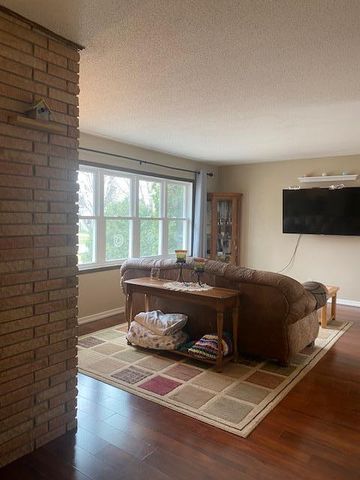 1413 21st Street S, Fargo, ND 58103