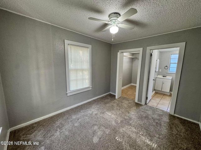 540 E 56TH Street, Jacksonville, FL 32208