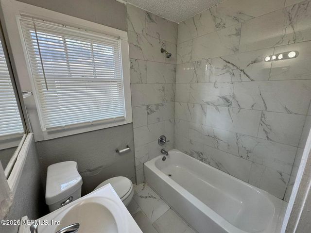 540 E 56TH Street, Jacksonville, FL 32208