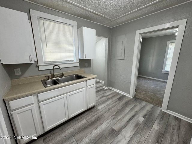 540 E 56TH Street, Jacksonville, FL 32208