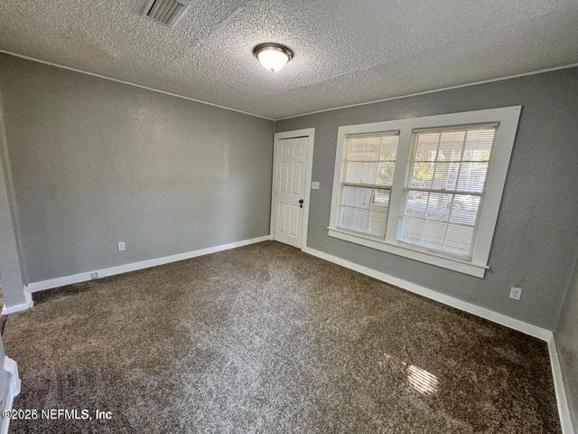 540 E 56TH Street, Jacksonville, FL 32208