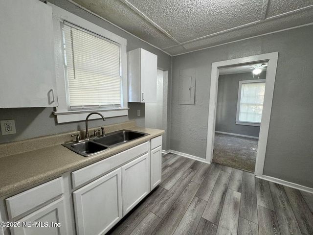 540 E 56TH Street, Jacksonville, FL 32208