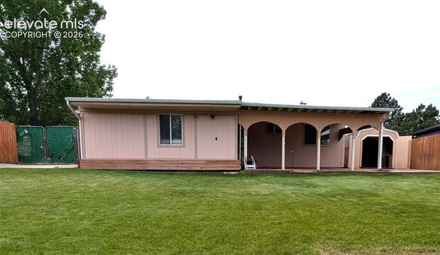 3241 Foxridge Drive, Colorado Springs, CO 80916