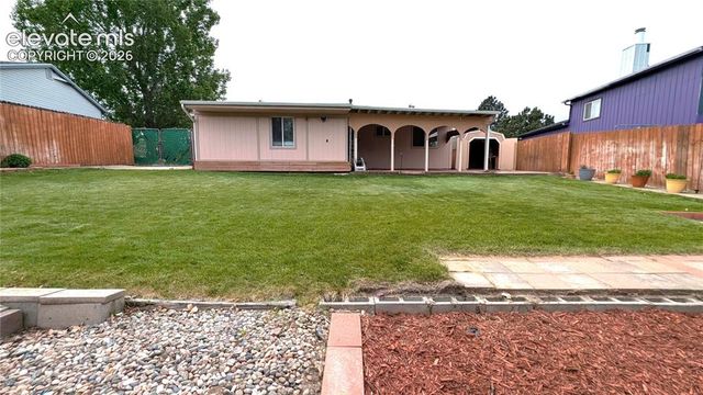 3241 Foxridge Drive, Colorado Springs, CO 80916