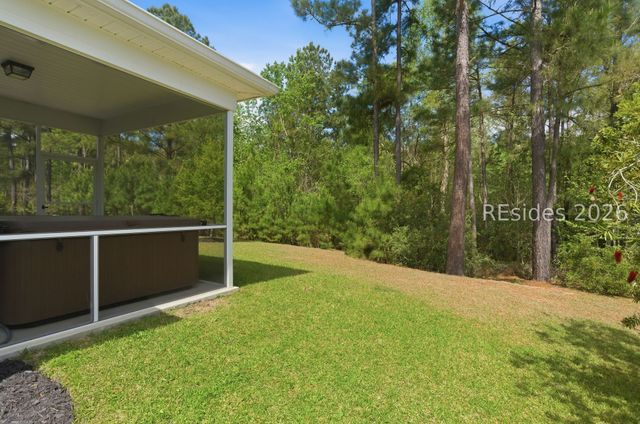 246 Lombards Mill Ln, Bluffton, SC 29909