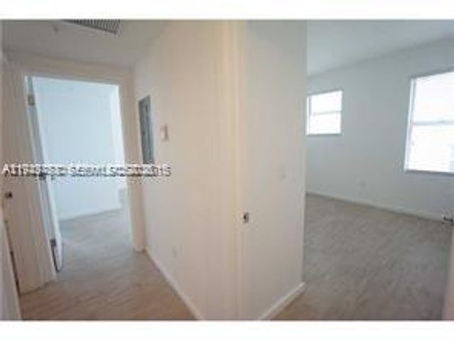 1611 Meridian Ave 208, Miami Beach, FL 33139