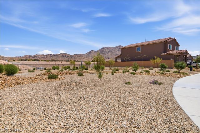 6808 Warthog Avenue, Las Vegas, NV 89156