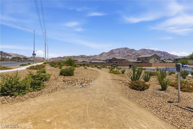 6808 Warthog Avenue, Las Vegas, NV 89156